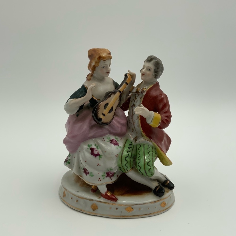 Antique Porcelain Victorian Couple W/Musical Piece Figurine OCCUPIED JAPAN - Picture 7 of 7